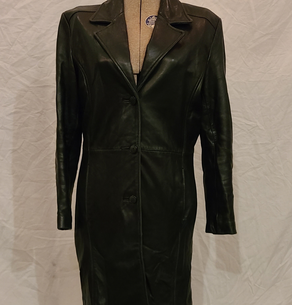 Matrix type leather coat, size medium